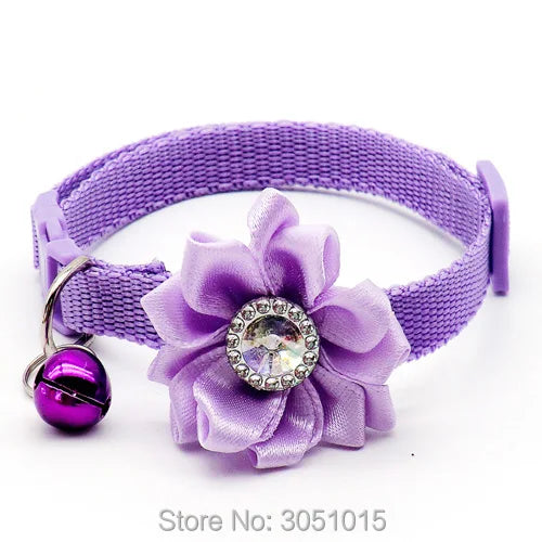 Wholesale 100Pcs Adjustable Flower Dog Collar Dog Puppy Harness Cat Pet Collar Release Buckle Cute For puppy Necklace with Bell