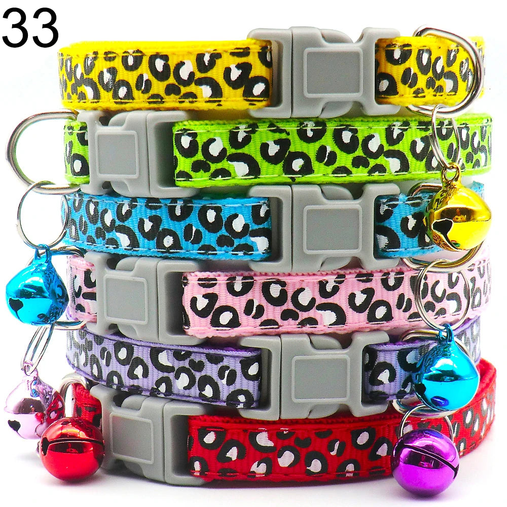 100PCS Cute Bell Collar Anchor Leopard Bee OrintingLeopard  For Cats Dog Collar Plastic buckleTeddy Bomei Dog Cartoon FunnyLeads